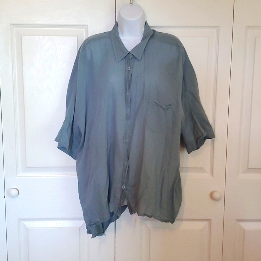 Free People Size L Blue Distressed Oversized Button Down
